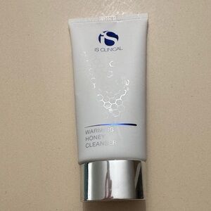 Warming Honey Cleanser - White and Silver